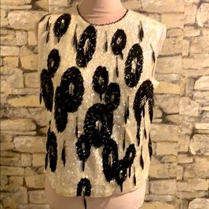 🎃3/$25 Vintage 1960s sequenced sleeveless  top